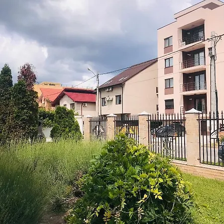 Studio Garden Apartment *